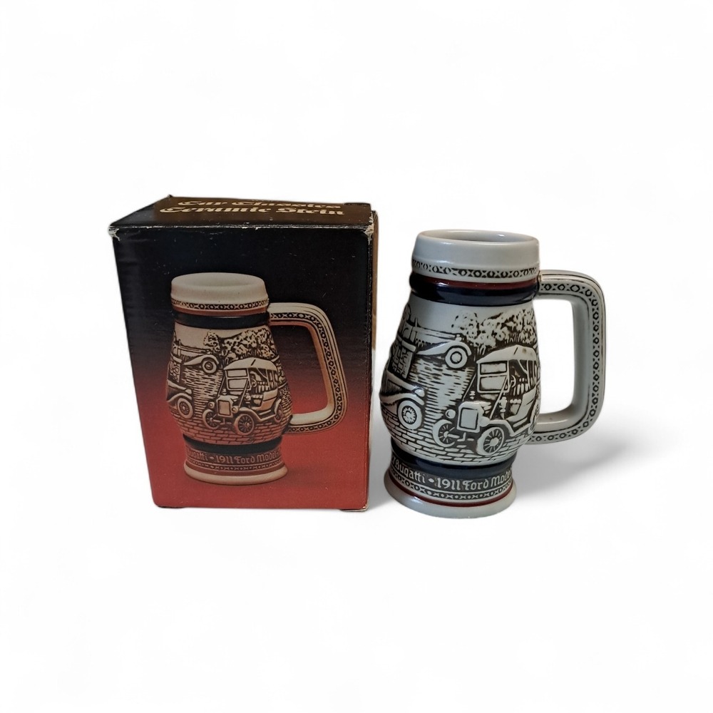 VINTAGE AVON CAR CLASSICS CERAMIC STEIN 1982‎